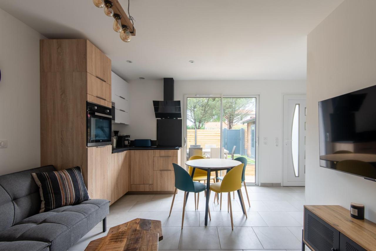 ביסקארוס Maison Avec Jacuzzi מראה חיצוני תמונה