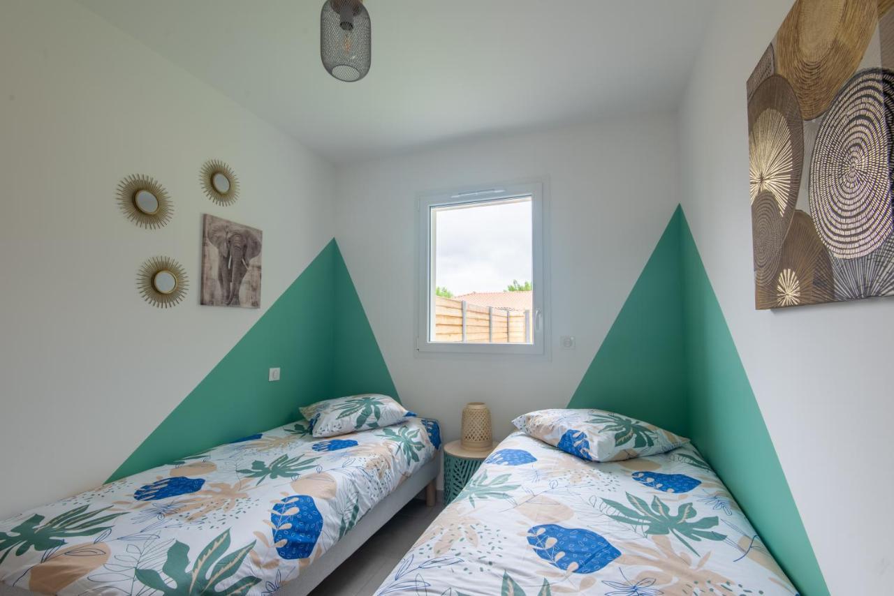 ביסקארוס Maison Avec Jacuzzi מראה חיצוני תמונה